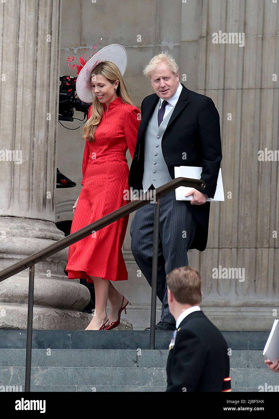 03 juin 2022 - Londres, Angleterre, Royaume-Uni - Carrie Symonds et Boris Johnson quittent le service national de Thanksgiving, la cathédrale Saint-Paul Banque D'Images
