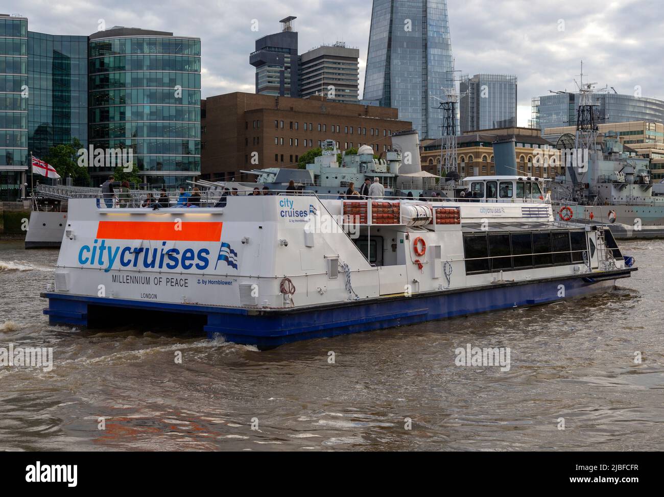 Excursion en bateau sur la Tamise, City Cruises by Hornblower, Londres, Angleterre, Royaume-Uni Banque D'Images