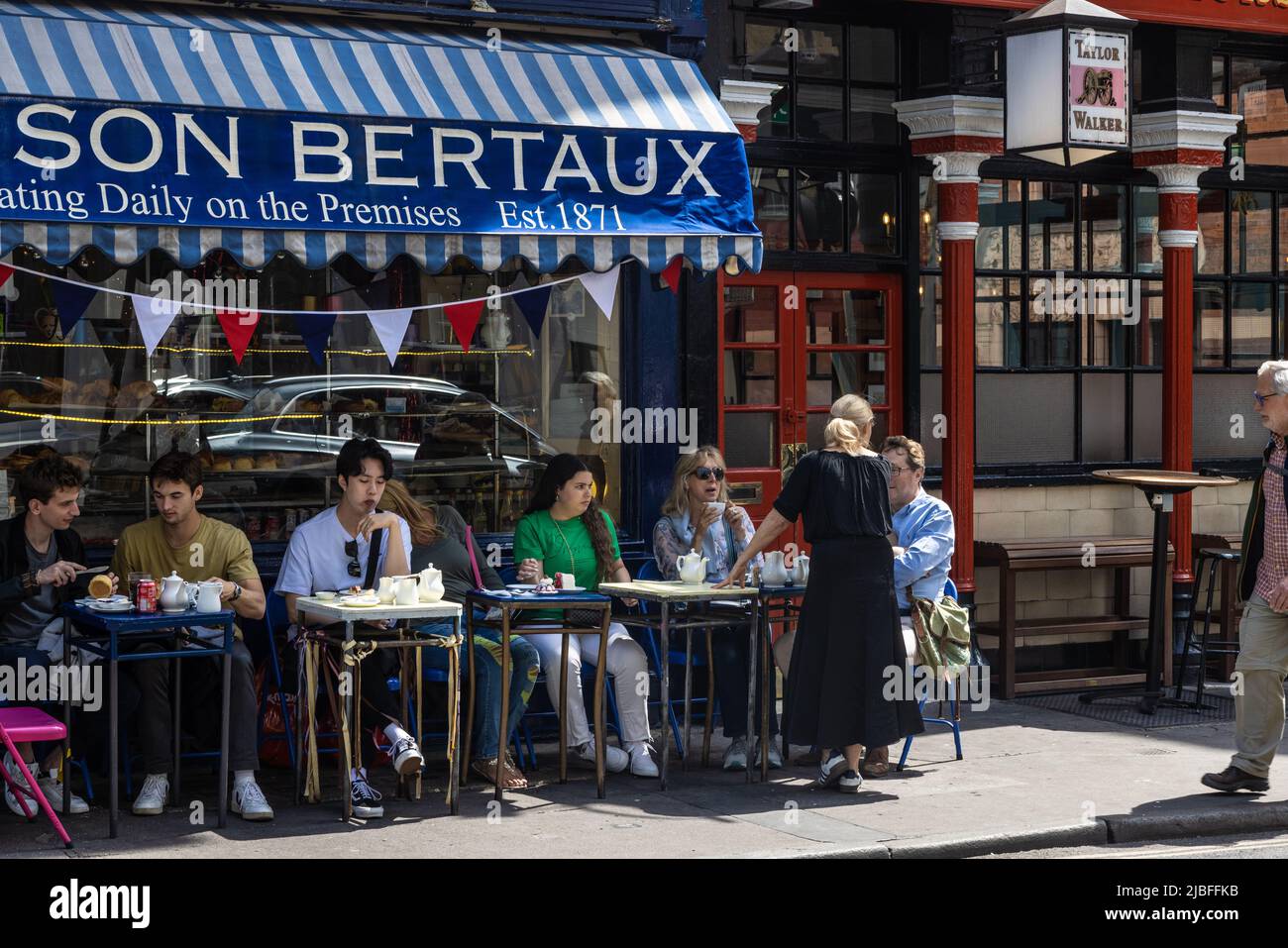 Londres le long du Mall dans l'année du Jubilé de platine Banque D'Images