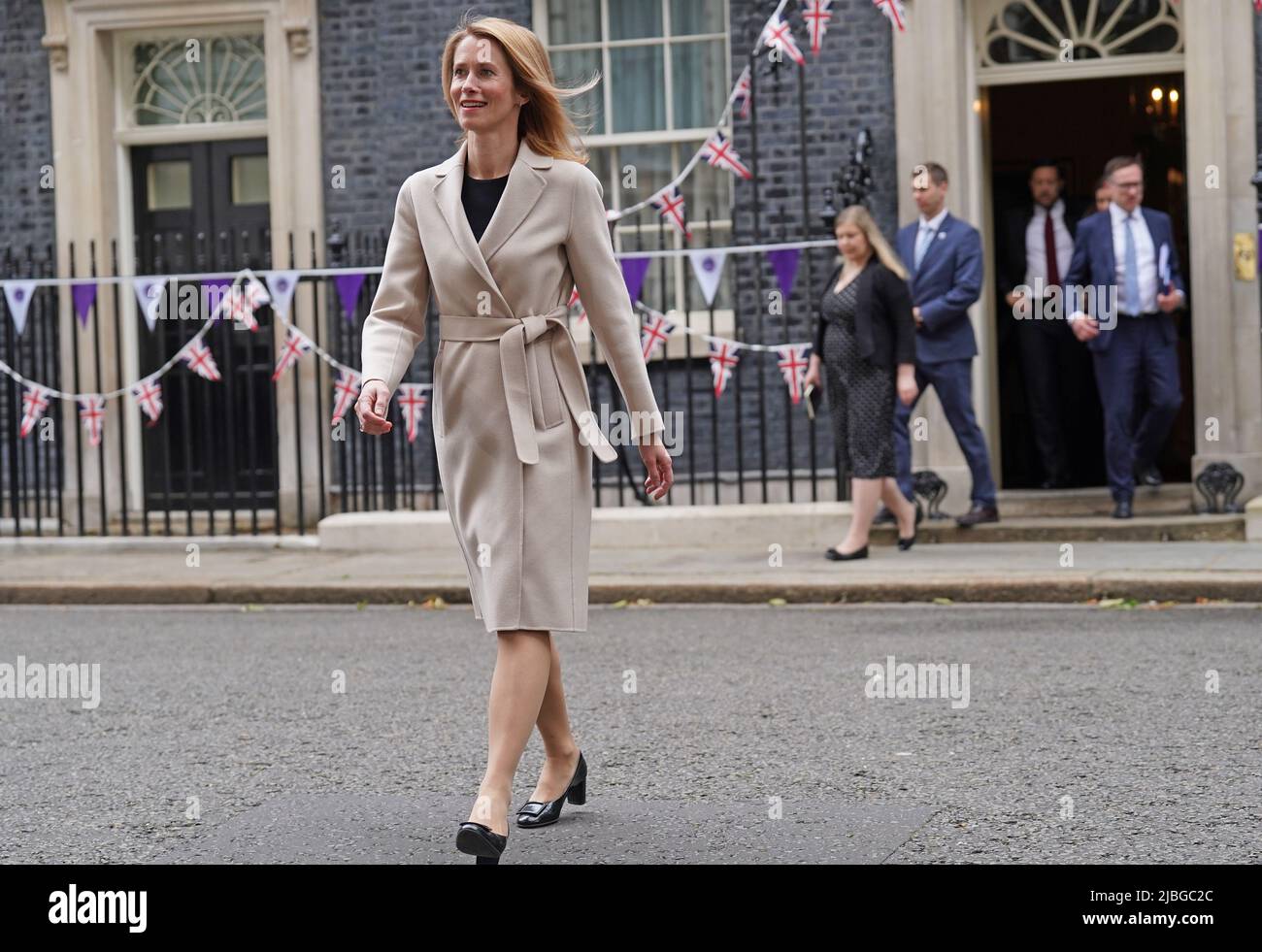 Le Premier ministre estonien Kaja Kallas quitte Downing Street, Londres, après des entretiens avec le Premier ministre Boris Johnson. Date de la photo: Lundi 6 juin 2022. Banque D'Images