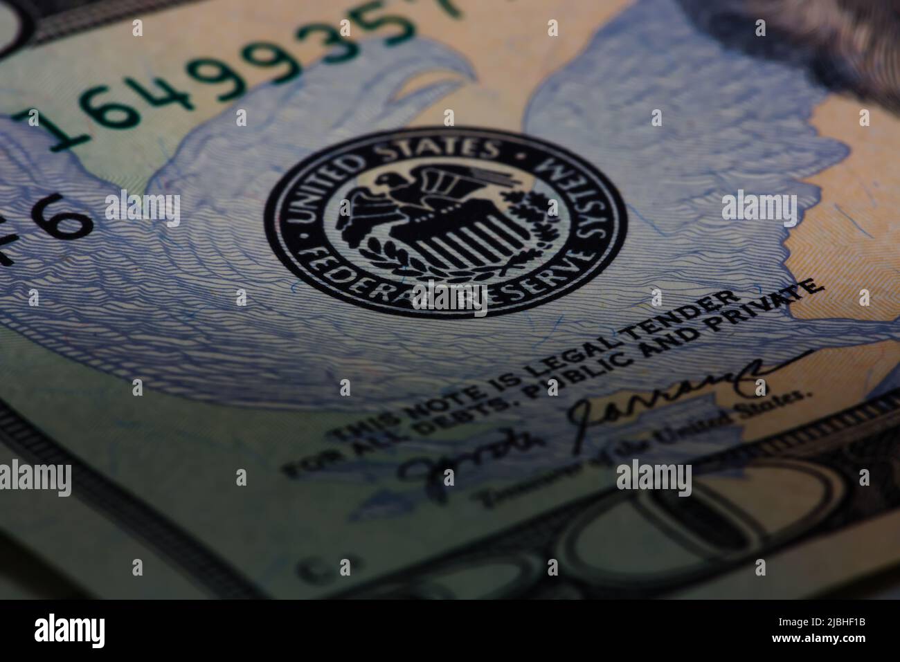 Image macro du symbole de la Réserve fédérale sur une facture de 20 dollars. Banque D'Images