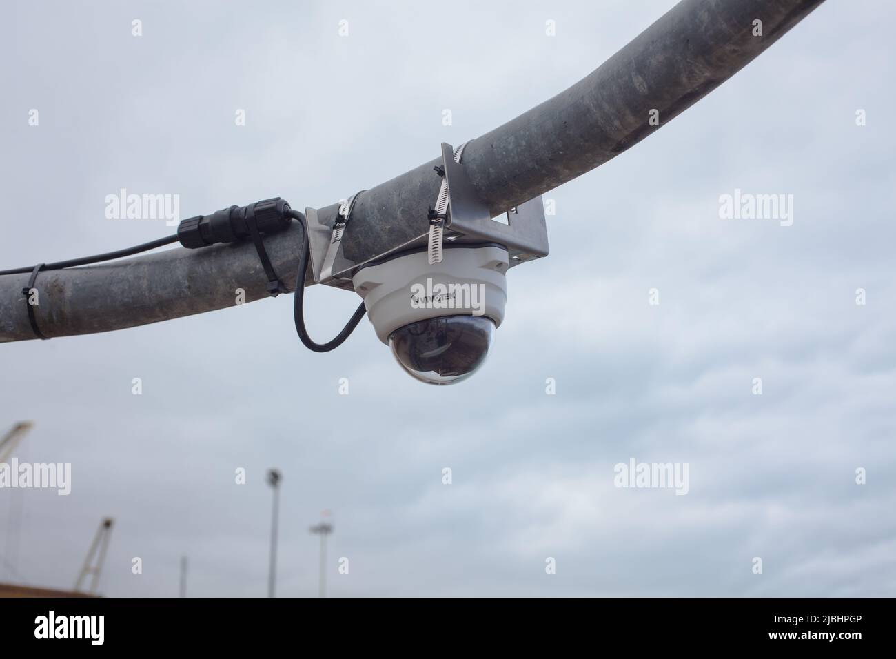 Équipement de surveillance électronique sur les bateaux de pêche commerciaux : caméras vidéo, GPS, équipement de capture et d'enregistrement vidéo. Banque D'Images