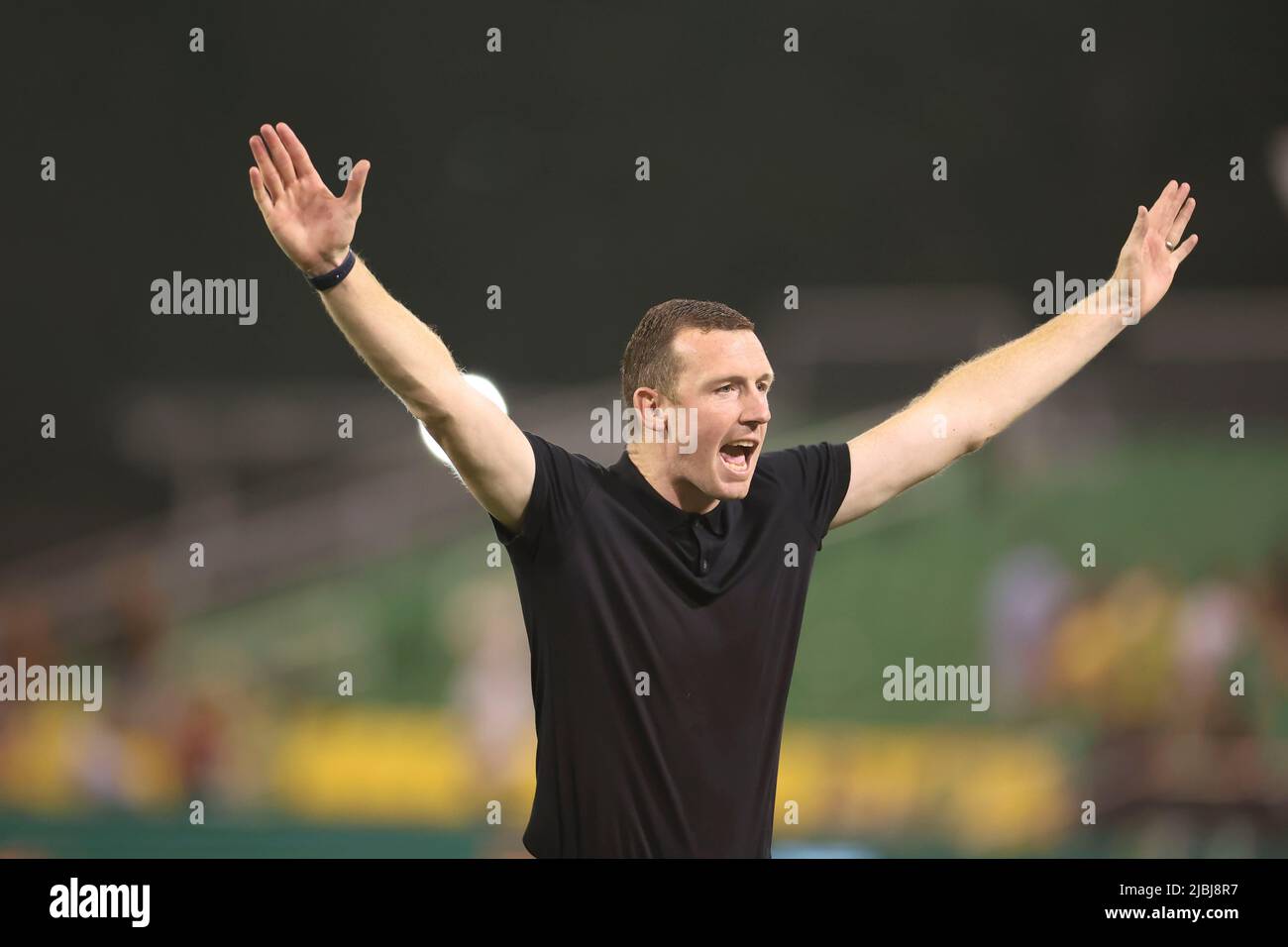 Saint-Pétersbourg, FL: L'entraîneur-chef de la chasse de la baie de Tampa Neal Collins a été extatique contre la victoire après un match de football de l'USL, dimanche, 5 juin 2022, à Al Lang Stad Banque D'Images