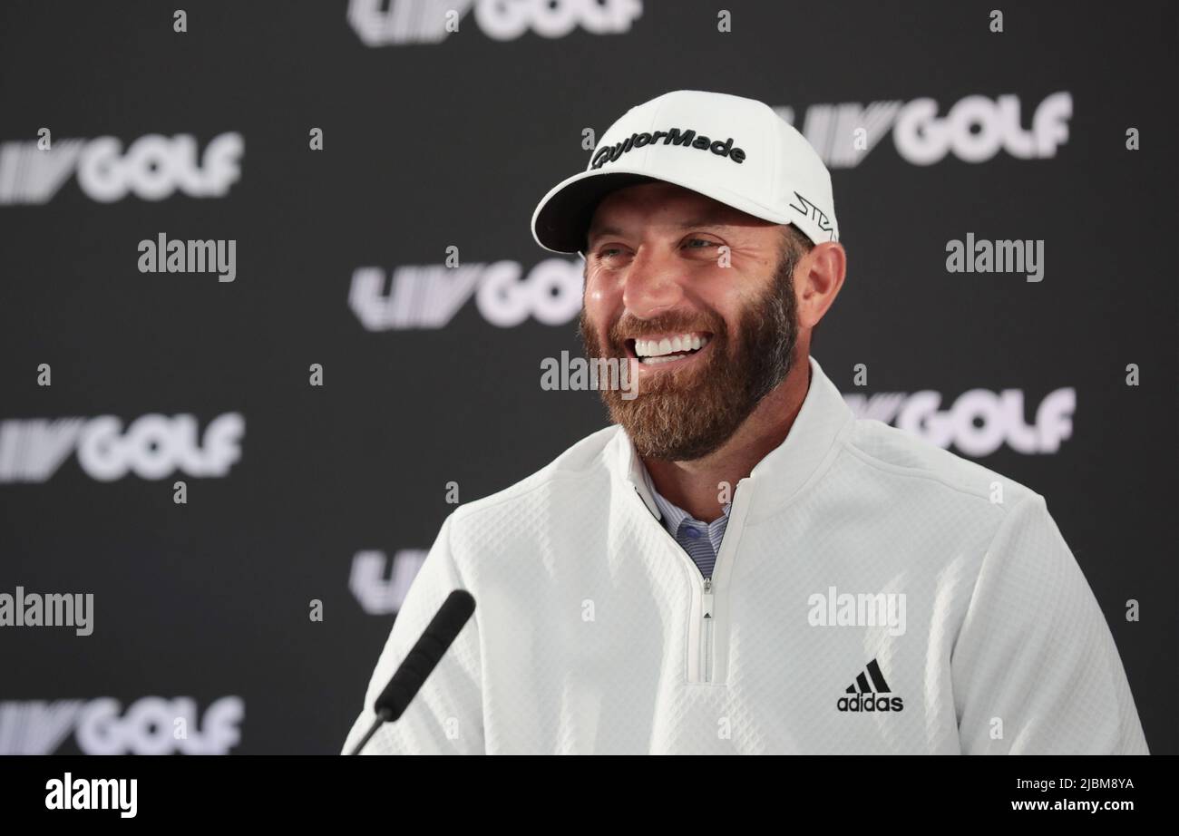 Londres, Royaume-Uni. 07th juin 2022. American Dustin Johnson répond aux questions des médias lors d'une conférence de presse pour l'inauguration de l'événement de golf du LIV au club Centurion à Hertfordshire, mardi, 07 juin, 2022.l'événement est controversé en raison de golfeur tels que Dustin Johnson laissant le tour PGA pour prendre part et parce qu'il est financé par l'argent saoudien. Photo de Hugo Philpott/UPI crédit: UPI/Alay Live News Banque D'Images