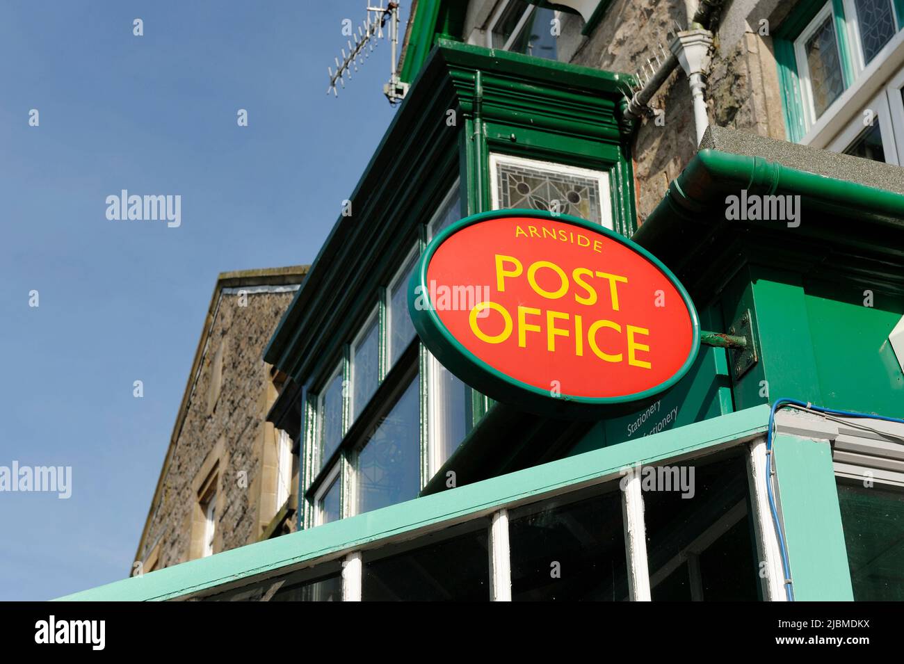 Bureau de poste d'Arnside sur la promenade du village d'Arnside Cumbria Royaume-Uni Banque D'Images