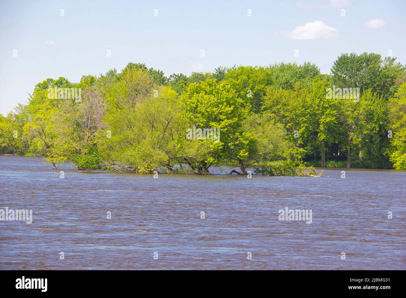 Petites îles sur un lac Banque D'Images