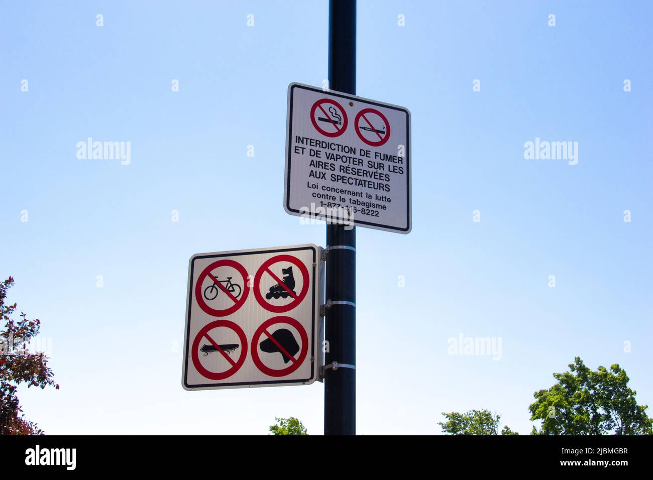 pas de vélos, pas de chiens, pas de panneaux pour fumer Banque D'Images