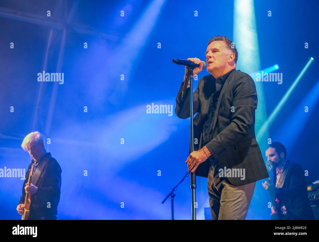 Ricky Ross, de Deacon Blue, se présentant au festival Wychwood, Cheltenham, Royaume-Uni, 5 juin 2022 Banque D'Images