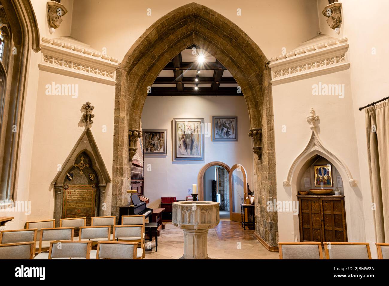 Intérieur arrière de la chapelle Saint-Jean-Baptiste à l'abbaye de Laude Banque D'Images