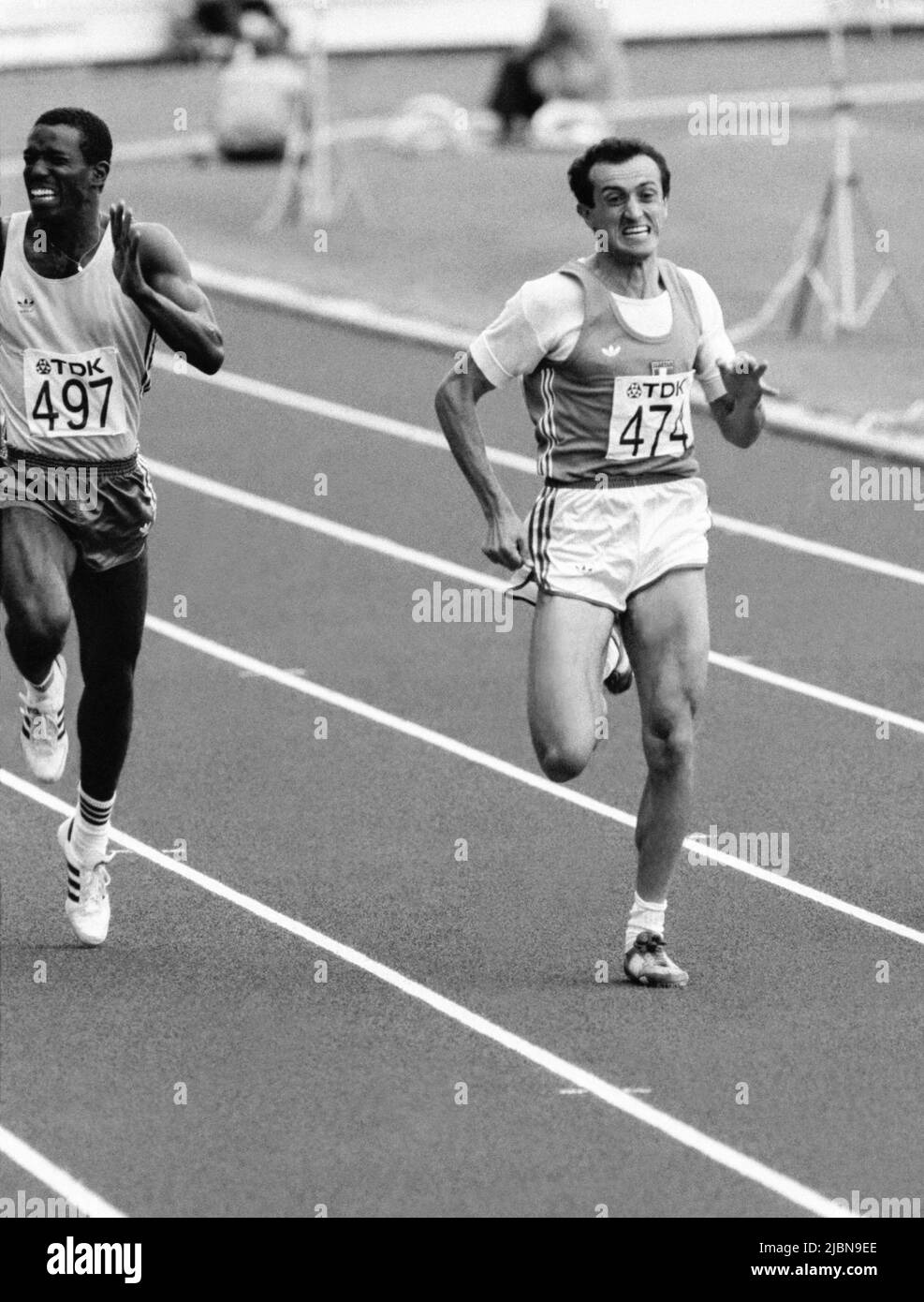 CHAMPIONNAT DU MONDE À HELSINKI 1983 Pietro Minea Italie 474 et Leroy Reid Jamaïque à 200 m au championnat du monde à Helsingki 1983 Banque D'Images