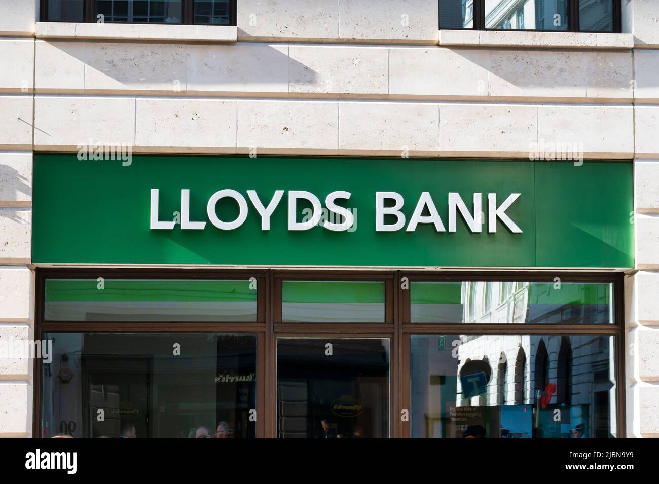 Londres, Royaume-Uni- 5 mai 2022 : le panneau pour LLloyds Bank à Londres. Banque D'Images