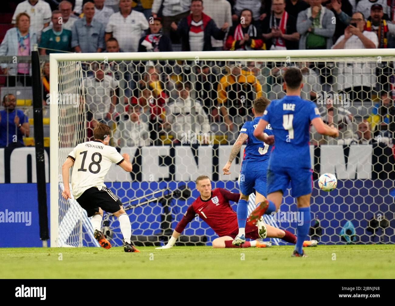 Jonas Hofmann en Allemagne a obtenu un score, mais le but est exclu pour les offenses lors du match de l'UEFA Nations League à l'Allianz Arena de Munich, en Allemagne. Date de la photo: Mardi 7 juin 2022. Banque D'Images