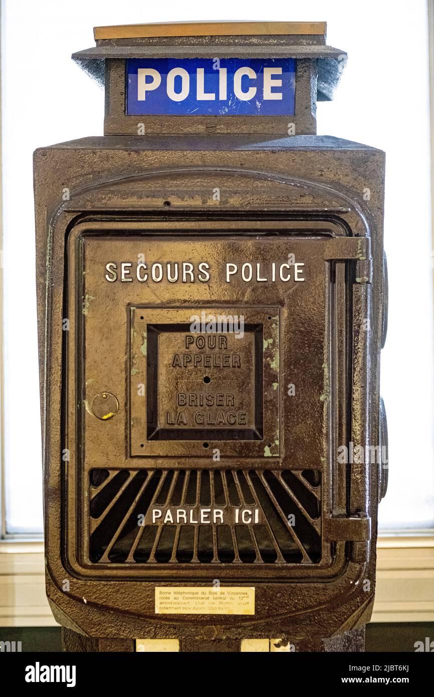 France, Paris, Musée de la Préfecture de police, ancien terminal d'appel d'urgence de la police Banque D'Images