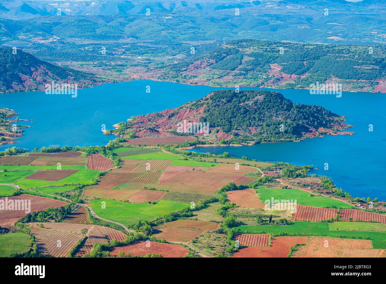France, Hérault, panorama sur le lac de Salagou depuis le Mont Liausson Banque D'Images