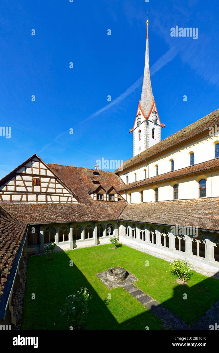 Suisse, canton de Schaffhausen, Stein am Rhein, partie historique de la ville sur la rive du Rhin, Monastère Saint-Georg, le cloître Banque D'Images