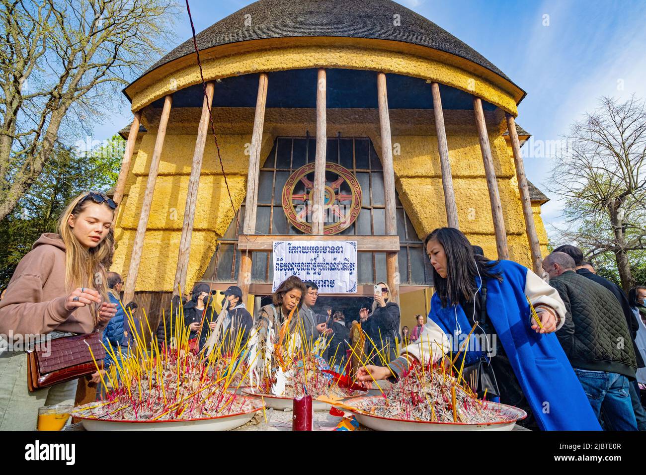 France, Paris, Bois de Vincennes, célébration du nouvel an cambodgien à la Grande Pagode Banque D'Images