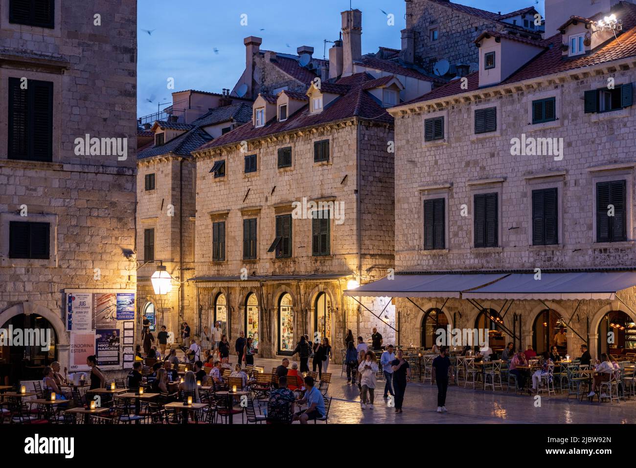 Soirée sur le Stradun, la vieille ville, Dubrovnik, Croatie Banque D'Images