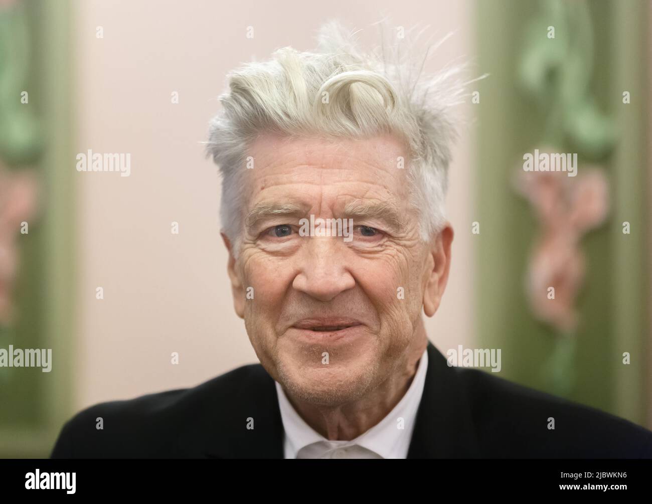 Le réalisateur, scénariste, producteur et acteur américain David Lynch est arrivé en Ukraine pour ouvrir un bureau de sa fondation caritative. Le réalisateur David Keith Lynch (né 20 janvier 1946) est un cinéaste américain, peintre, artiste visuel, acteur, musicien, et écrivain. Banque D'Images