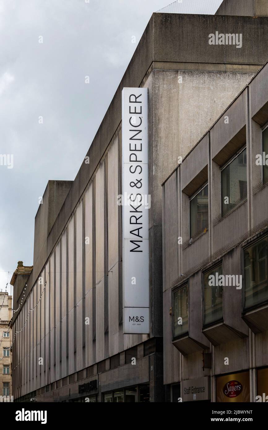 Enseigne Marks & Spencer sur le grand magasin de Liverpool Banque D'Images