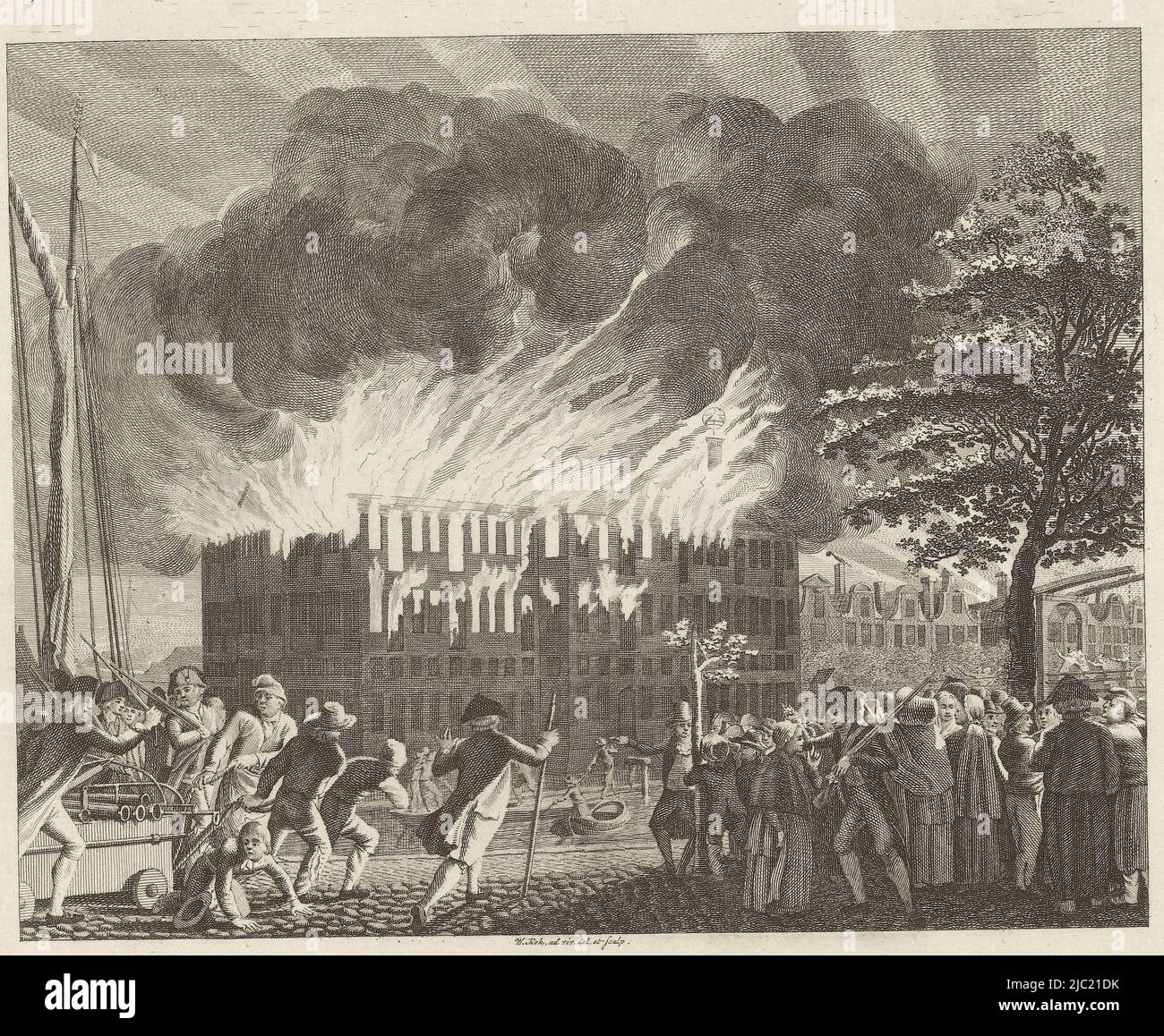 La nuit de 5-6 juillet 1791, les terres Zeemagazijn, l'arsenal de l'amirauté d'Amsterdam, monta en flammes. Sur la droite en premier plan curieux spectateurs regardent le bâtiment d'où les flammes font rage et sur la gauche le service d'incendie approche, feu dans les terres Zeemagazijn à Amsterdam, 6 juillet 1791 feu des terres magagijn à Amsterdam, den 6E Julij, 1791 (Titre sur objet), imprimerie: Willem Kok, (mentionné sur objet), 1791 - 1796, papier, gravure, h 218 mm × l 249 mm Banque D'Images La nuit de 5-6 juillet 1791, les terres Zeemagazijn, l'arsenal de l'amirauté d'Amsterdam, monta en flammes. Sur la droite en premier plan curieux spectateurs regardent le bâtiment d'où les flammes font rage et sur la gauche le service d'incendie approche, feu dans les terres Zeemagazijn à Amsterdam, 6 juillet 1791 feu des terres magagijn à Amsterdam, den 6E Julij, 1791 (Titre sur objet), imprimerie: Willem Kok, (mentionné sur objet), 1791 - 1796, papier, gravure, h 218 mm × l 249 mm Banque D'Images