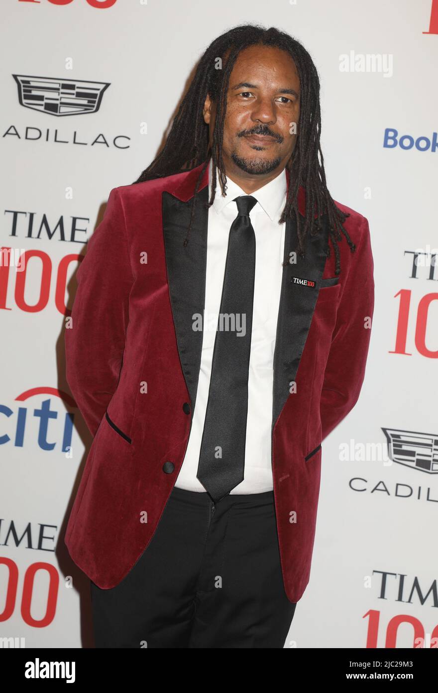 8 juin 2022, New York, New York, Etats-Unis: L'auteur COLSON WHITEHEAD participe au Gala 2022 FOIS 100 qui a eu lieu au Frederick P. Rose Hall, qui accueille le Jazz au Lincoln Center. (Credit image: © Nancy Kaszerman/ZUMA Press Wire) Banque D'Images