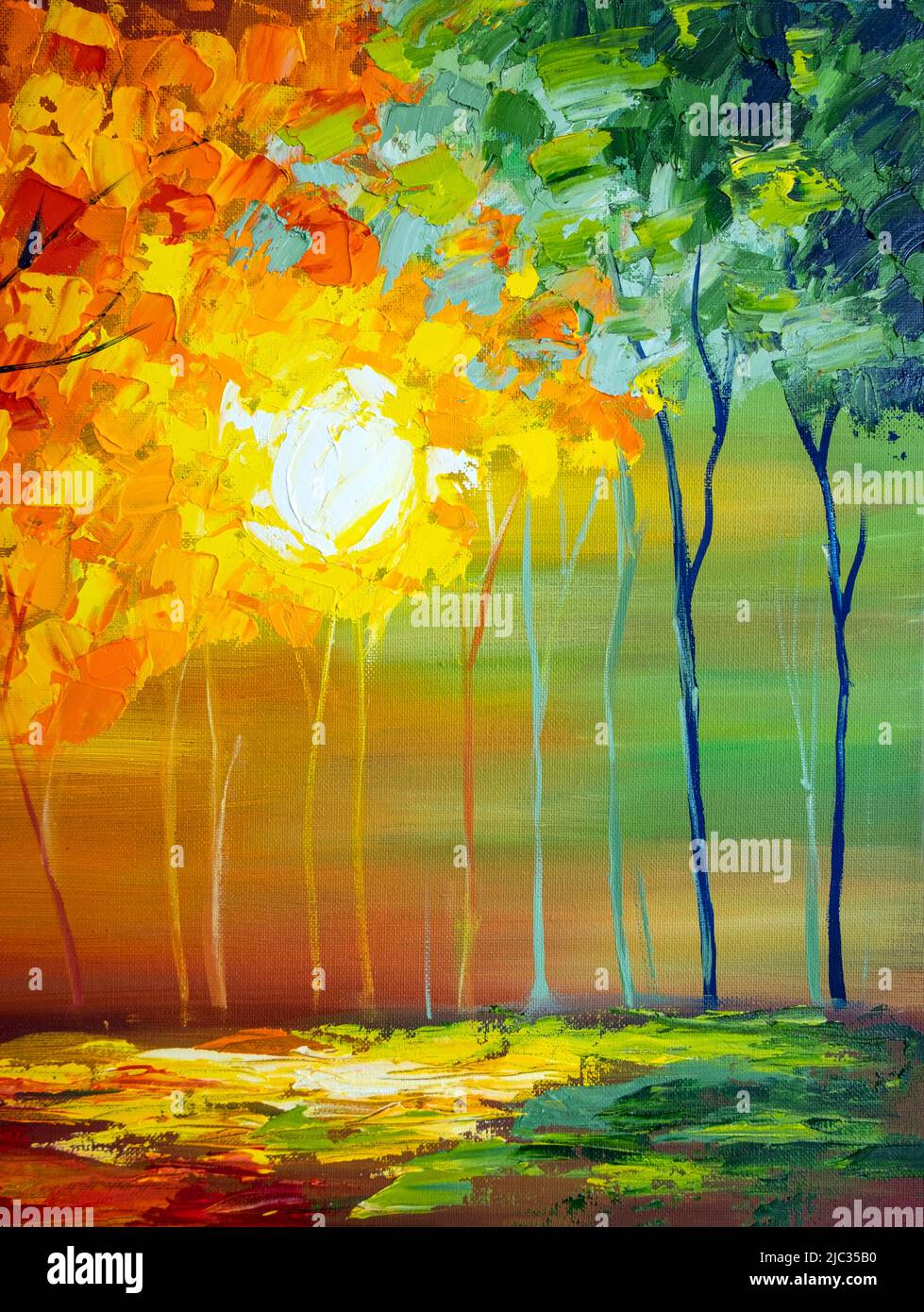 Abstrait coloré huile peinture paysage sur toile. Arbre à feuilles vert, violet et rouge avec ciel bleu. Printemps, été, automne saisons nature fond. Banque D'Images