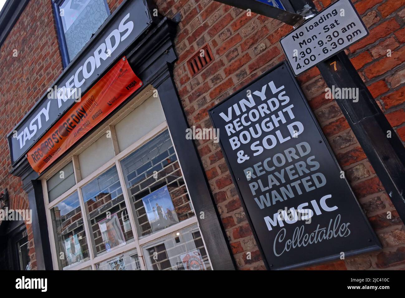 Tasty Records Altrincham,, Vinyl records, acheté, et, vendu, Musique, collectibles, 25 Regent Rd, Altrincham, Angleterre, ROYAUME-UNI, WA14 1RX Banque D'Images