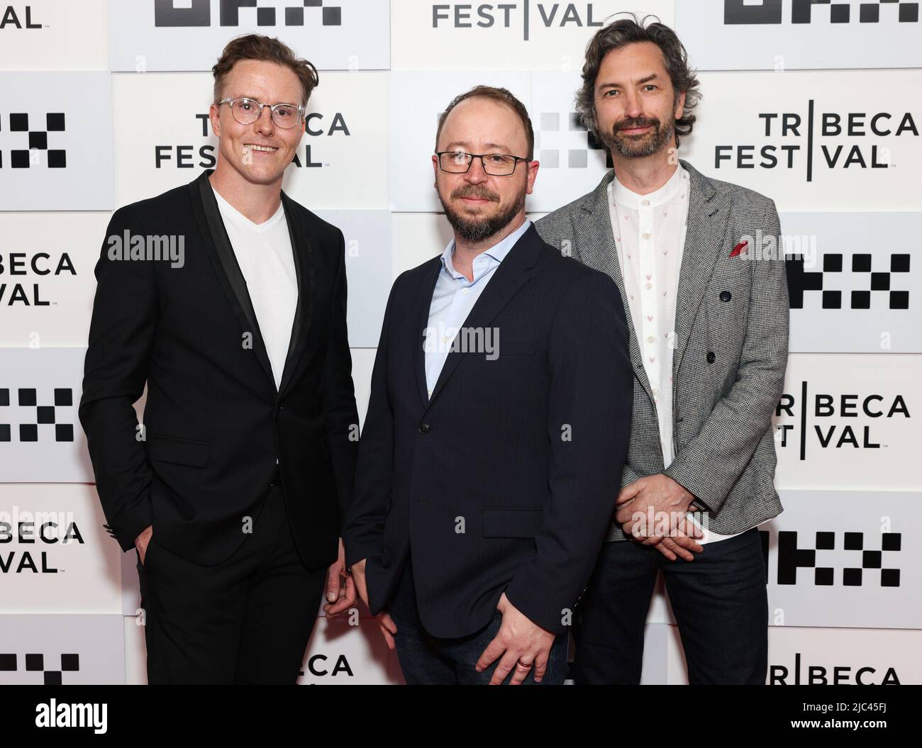 New York, NY, États-Unis. 9th juin 2022. Matthew Clark, Dylan Collingwood, David Milchard à l'arrivée pour la première DE BUREAU D'ANGLE au Tribeca Festival 21st, Borough of Manhattan Community College (BMCC), New York, NY 9 juin 2022. Crédit : CJ Rivera/Everett Collection/Alay Live News Banque D'Images