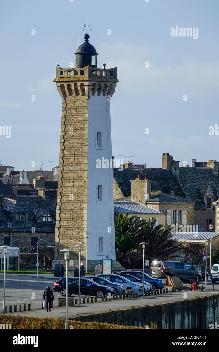 Phare de Roscoff au port, département de Finistère Penn ar Bed, région Bretagne Breizh, France Banque D'Images