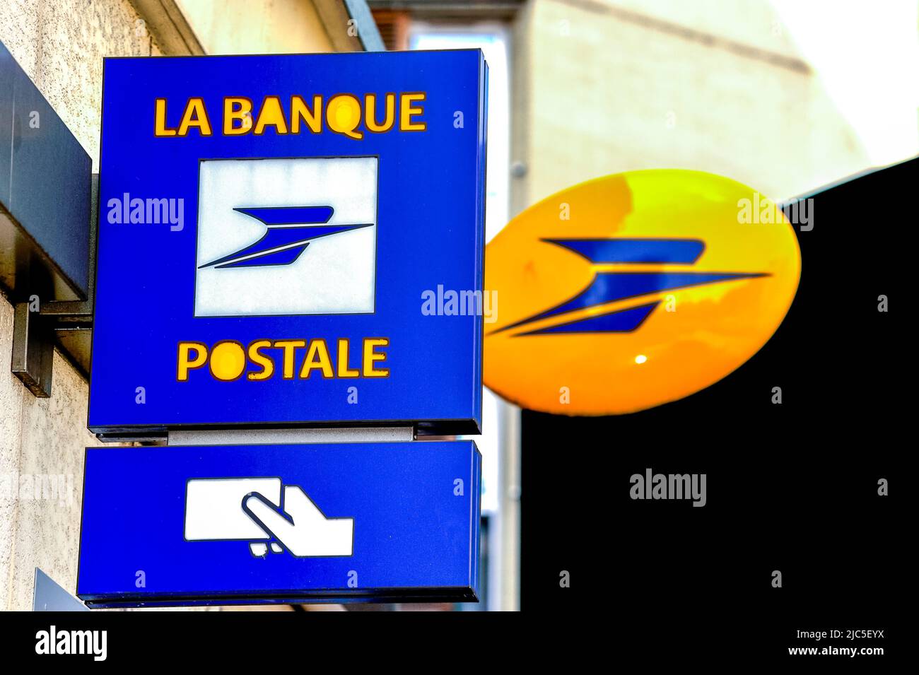 Paris, France vue extérieure de la Banque postale française, détail, logo, panneau, la Banque