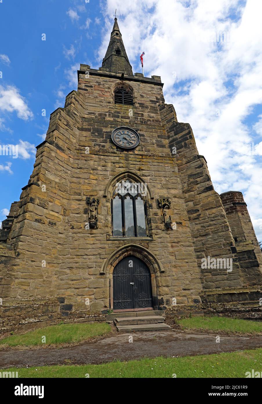 Tour Nord avec horloge, église paroissiale St Oswalds, route de Golborne, Winwick , Warrington, Cheshire, ANGLETERRE, ROYAUME-UNI, WA2 8SZ Banque D'Images