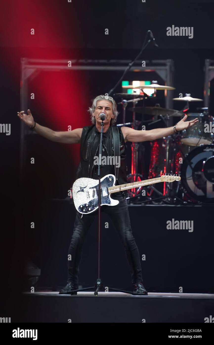 Reggio Emilia, Italie. 4th juin 2022. Luciano Ligabue lors de ses spectacles dans le Campovolo RCF Arena Banque D'Images