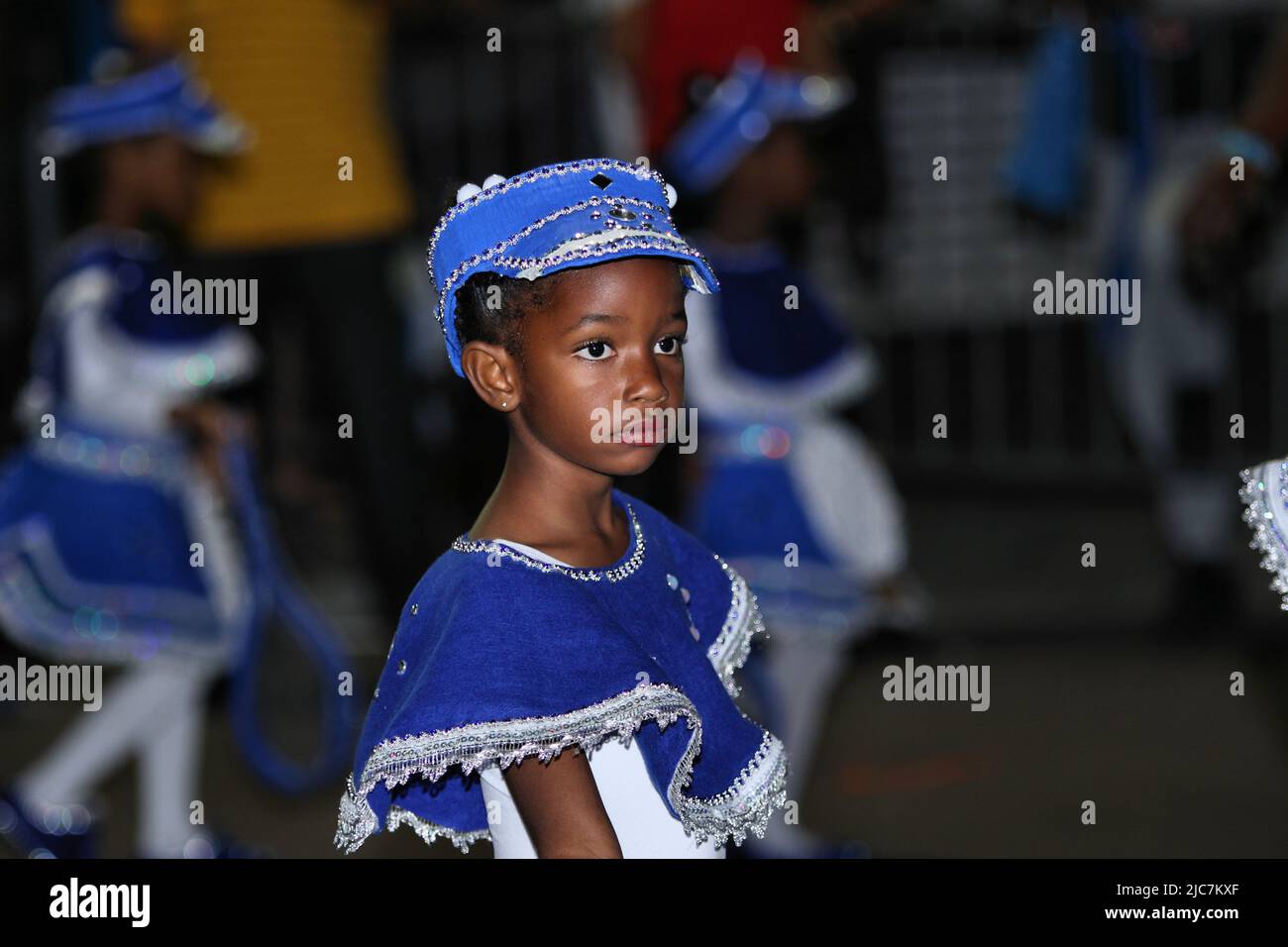 Nassau, Bahamas 1 février 2020. Les enfants participant au Junior Junkanoo Street Parade aux Bahamas Banque D'Images