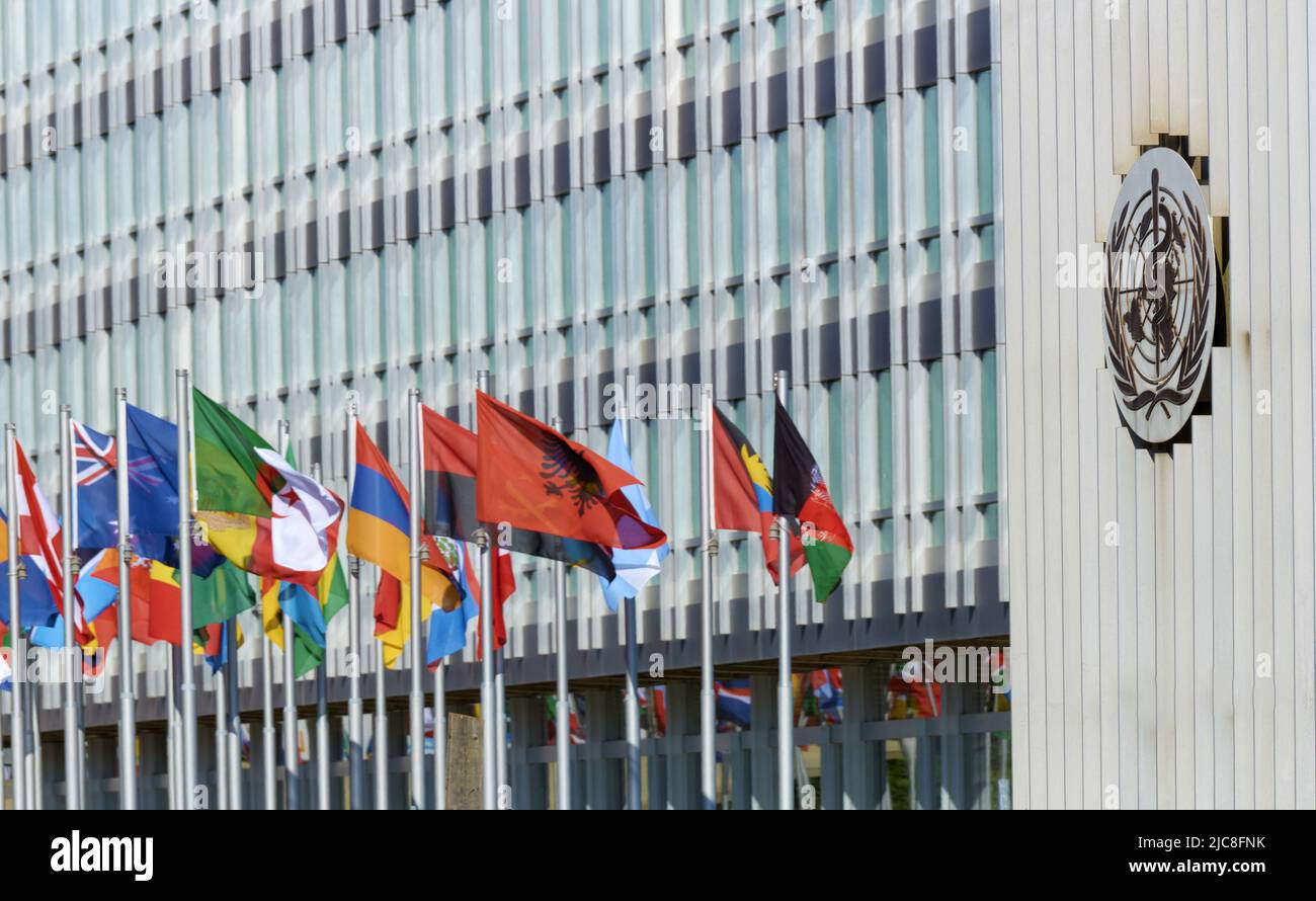 Genève Suisse - 30 mai 2022 : signe et logo de l'Organisation mondiale de la santé (OMS/OMS) sur le siège social Banque D'Images