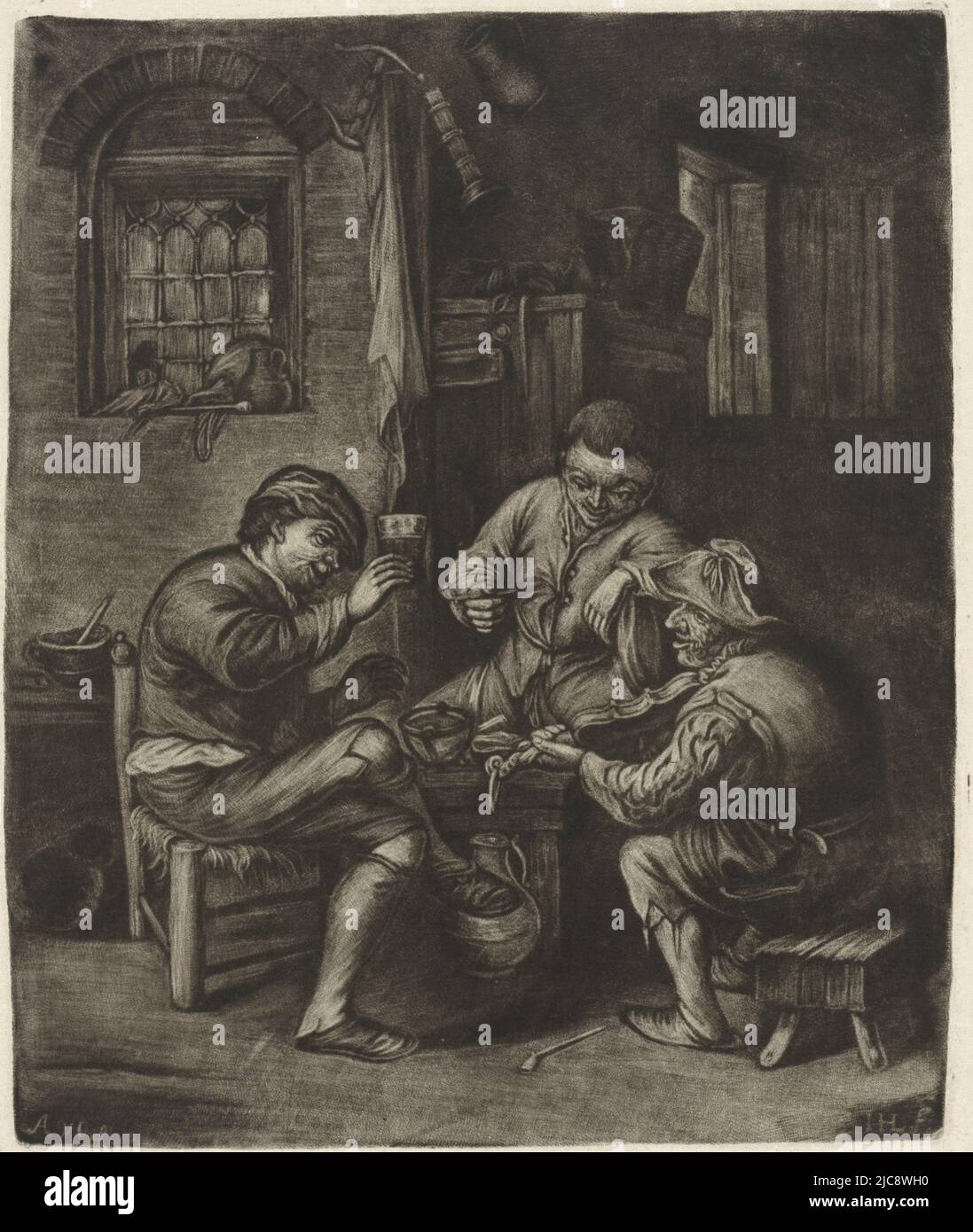 Dans une auberge, un homme lève son verre tandis qu'un autre joue le violon. Un troisième écoute et a un tuyau dans sa main. Hommes jouant du violon, fumant et buvant, imprimeur: Jacob Hoolaart, (mentionné sur l'objet), Adriaen van Ostade, (mentionné sur l'objet), Dordrecht, 1723 - 1789, papier, h 231 mm × l 190 mm Banque D'Images