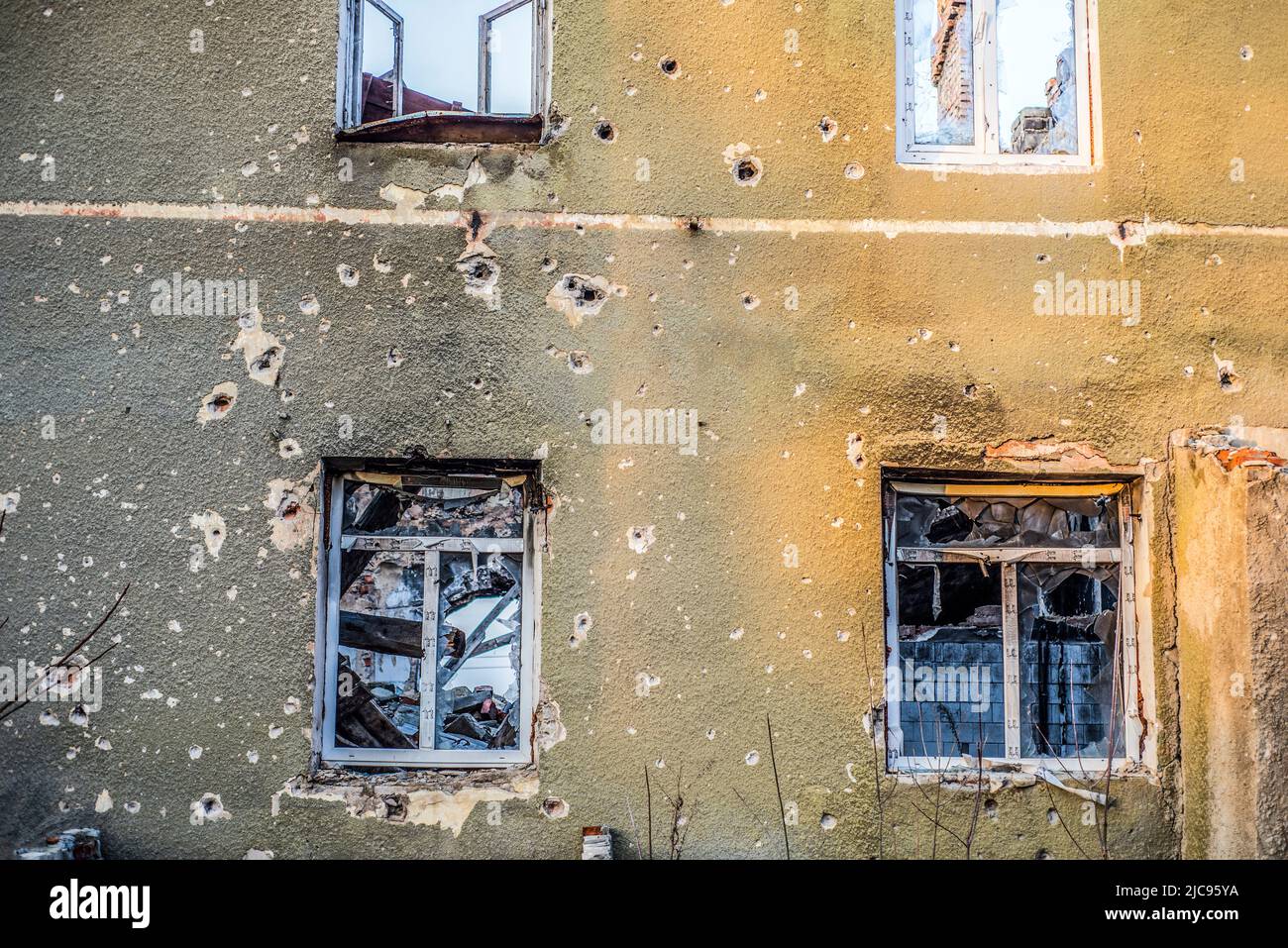 Les ruines de l'hôpital qui ont été endommagées lors d'un bombardement d'artillerie par des troupes pro-russes à Sloviansk en 2014, Sloviansk, Ukraine Banque D'Images