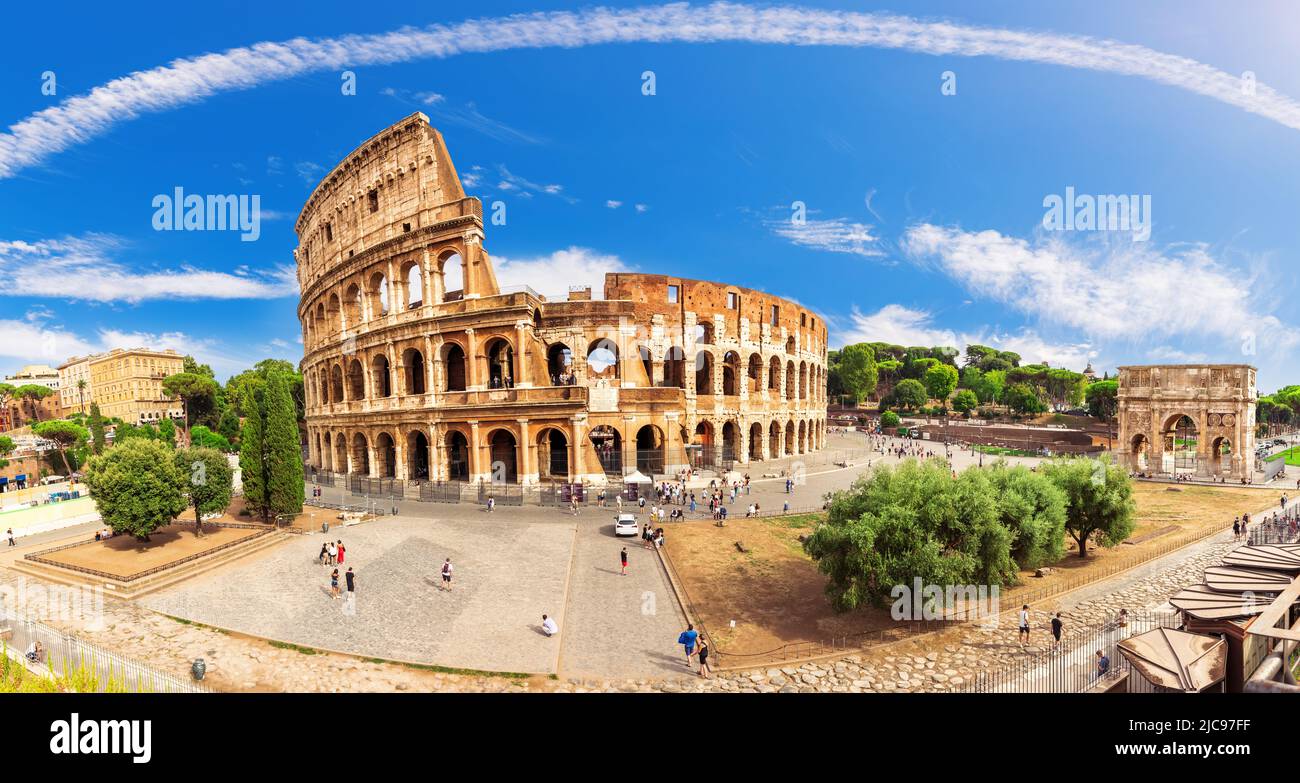 Le Colisée et l'Arc de Constantine à proximité, magnifique panorama, Rome, Italie Banque D'Images