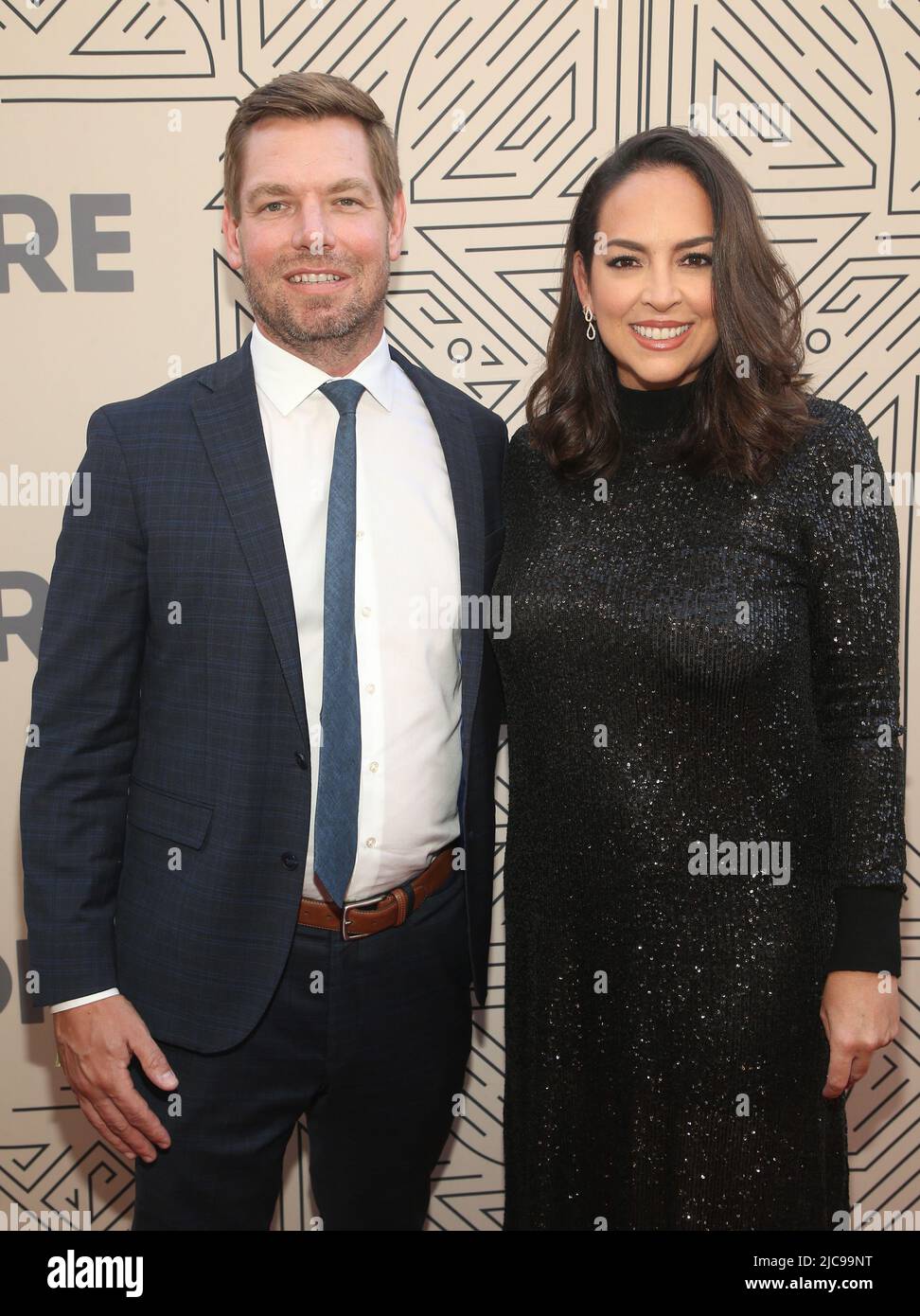 10 juin 2022 - Hollywood, Californie - le congressiste Eric Swalwell, Brittany Watts, le Gala de base de 2022 qui s'est tenu au Hollywood Palladium à Hollywood. (Image de crédit : © FS/AdMedia via ZUMA Press Wire) Banque D'Images