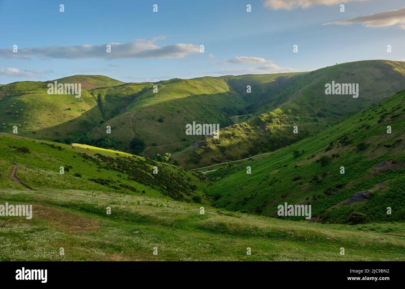 Cow Ridge, New Pool Hollow, Devil's Mouth Hollow et Carding Mill Valley, vus de la vallée entre Haddon Hill et Bodbury Hill, Church Stretton, Banque D'Images
