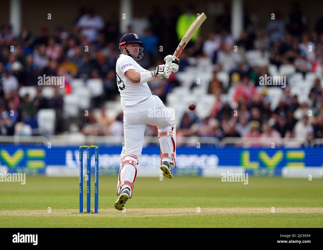 Alex Lees en Angleterre le deuxième jour du deuxième LV= Insurance Test Series match à Trent Bridge, Nottingham. Date de la photo: Samedi 11 juin 2022. Banque D'Images