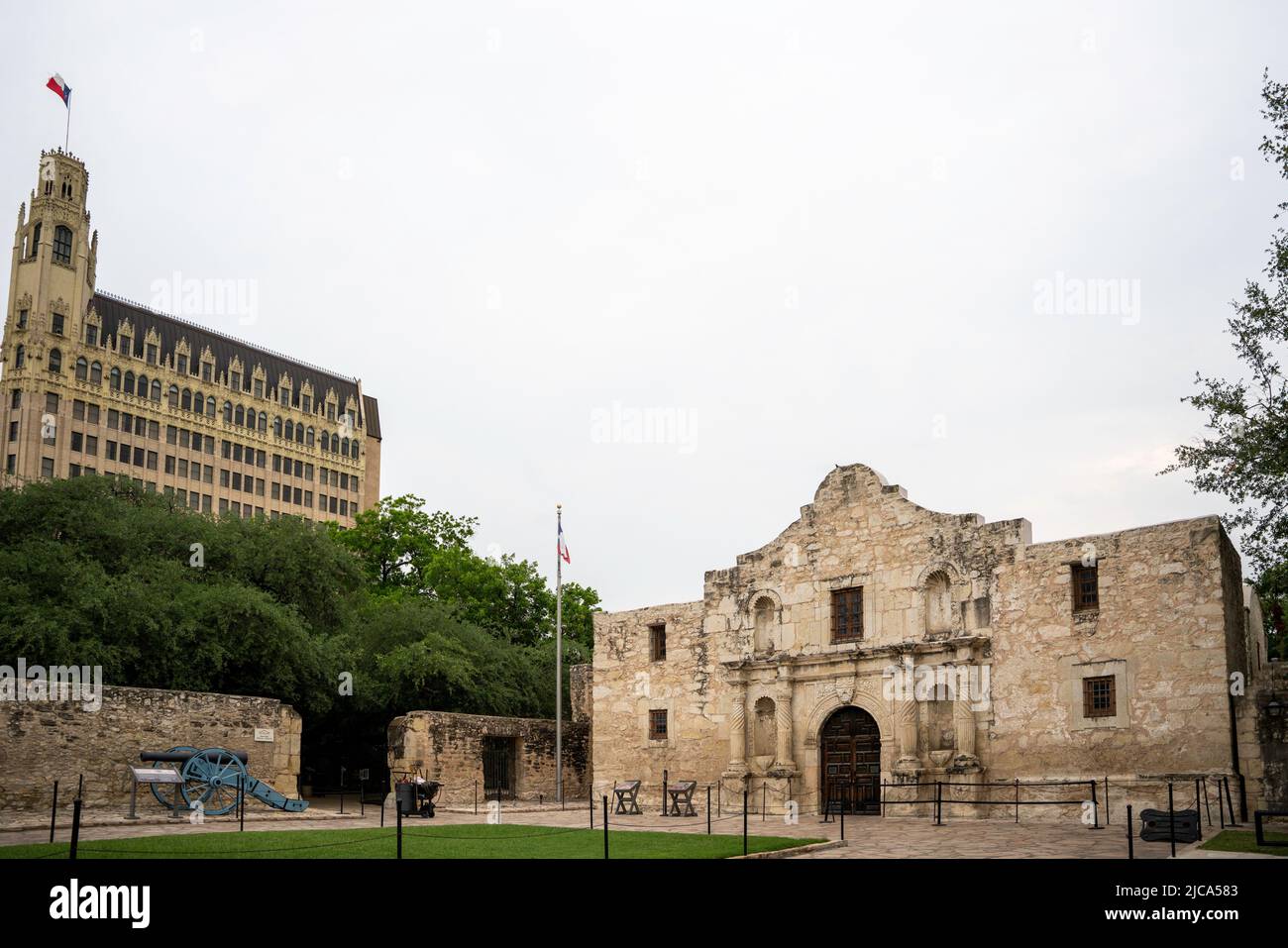 Fort Alamo historique dans le centre-ville de San Antonio Banque D'Images