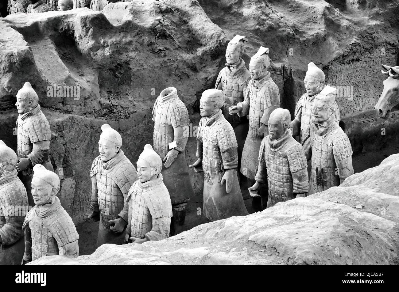 L'armée de terre cuite est un ensemble de statues placées dans le