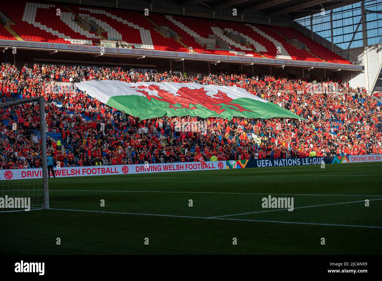 CARDIFF, ROYAUME-UNI. 11th juin 2022. Le pays de Galles est fan de l'UEFA Nations League entre le pays de Galles et la Belgique au Cardiff City Stadium. (Photo par crédit : Andrew Dowling/Alay Live News Banque D'Images
