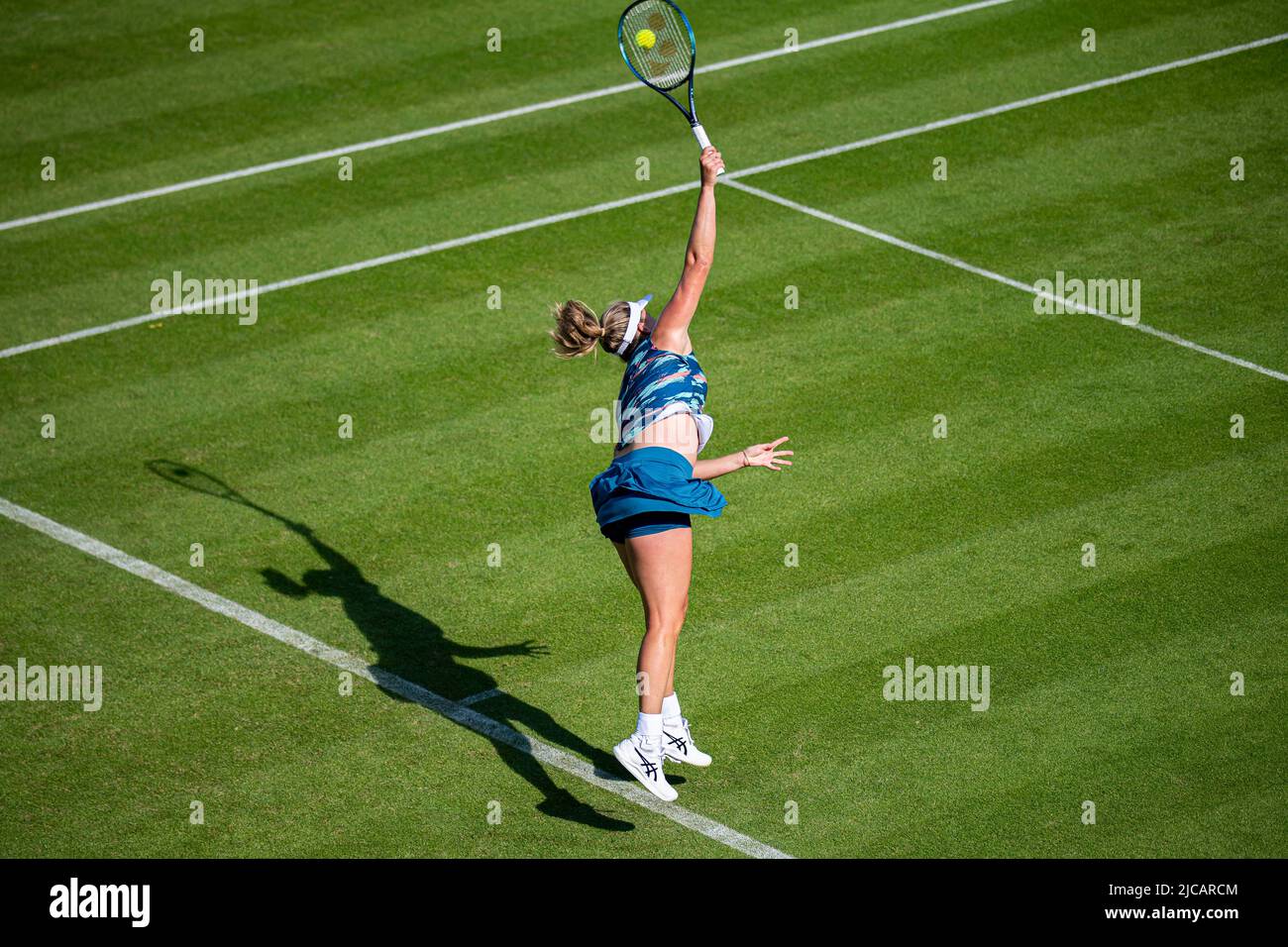 Birmingham, ROYAUME-UNI. 11 juin 2022. Coco Vandewighe des Etats-Unis va Oliva Gadecki de l'Australie Emily Appleton de Grande-Bretagne pendant le match qualifiant le premier jour du Rothesay Classic Birmingham 2022 au Club du Prieuré d'Edgbaston le samedi, 11 juin 2022 à Birmingham, ANGLETERRE. Credit: Taka G Wu/Alay Live News Banque D'Images