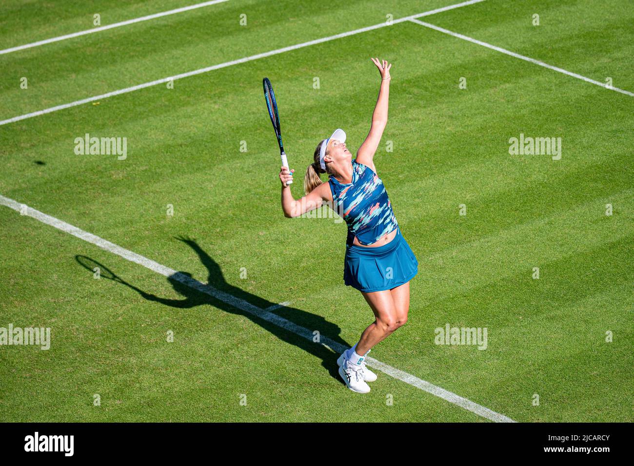 Birmingham, ROYAUME-UNI. 11 juin 2022. Coco Vandewighe des Etats-Unis va Oliva Gadecki de l'Australie Emily Appleton de Grande-Bretagne pendant le match qualifiant le premier jour du Rothesay Classic Birmingham 2022 au Club du Prieuré d'Edgbaston le samedi, 11 juin 2022 à Birmingham, ANGLETERRE. Credit: Taka G Wu/Alay Live News Banque D'Images