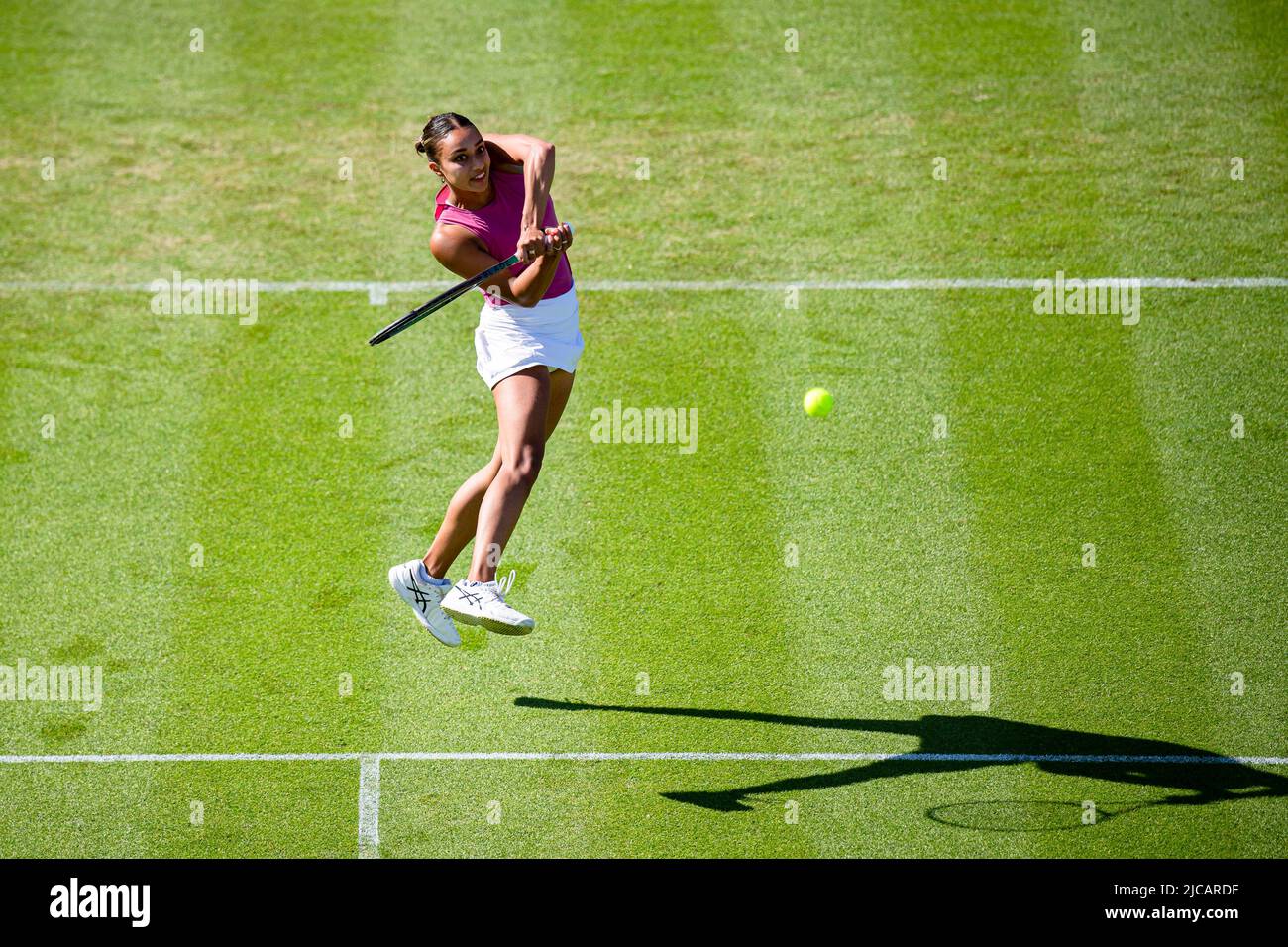 Birmingham, ROYAUME-UNI. 11 juin 2022. Eden Silva (GBR) battit (8) Katazyna Kawa (POL) pendant le spectacle Rothesay Classic Birmingham 2022 au Club du Prieuré d'Edgbaston samedi, 11 juin 2022 à Birmingham, ANGLETERRE. Credit: Taka G Wu/Alay Live News Banque D'Images