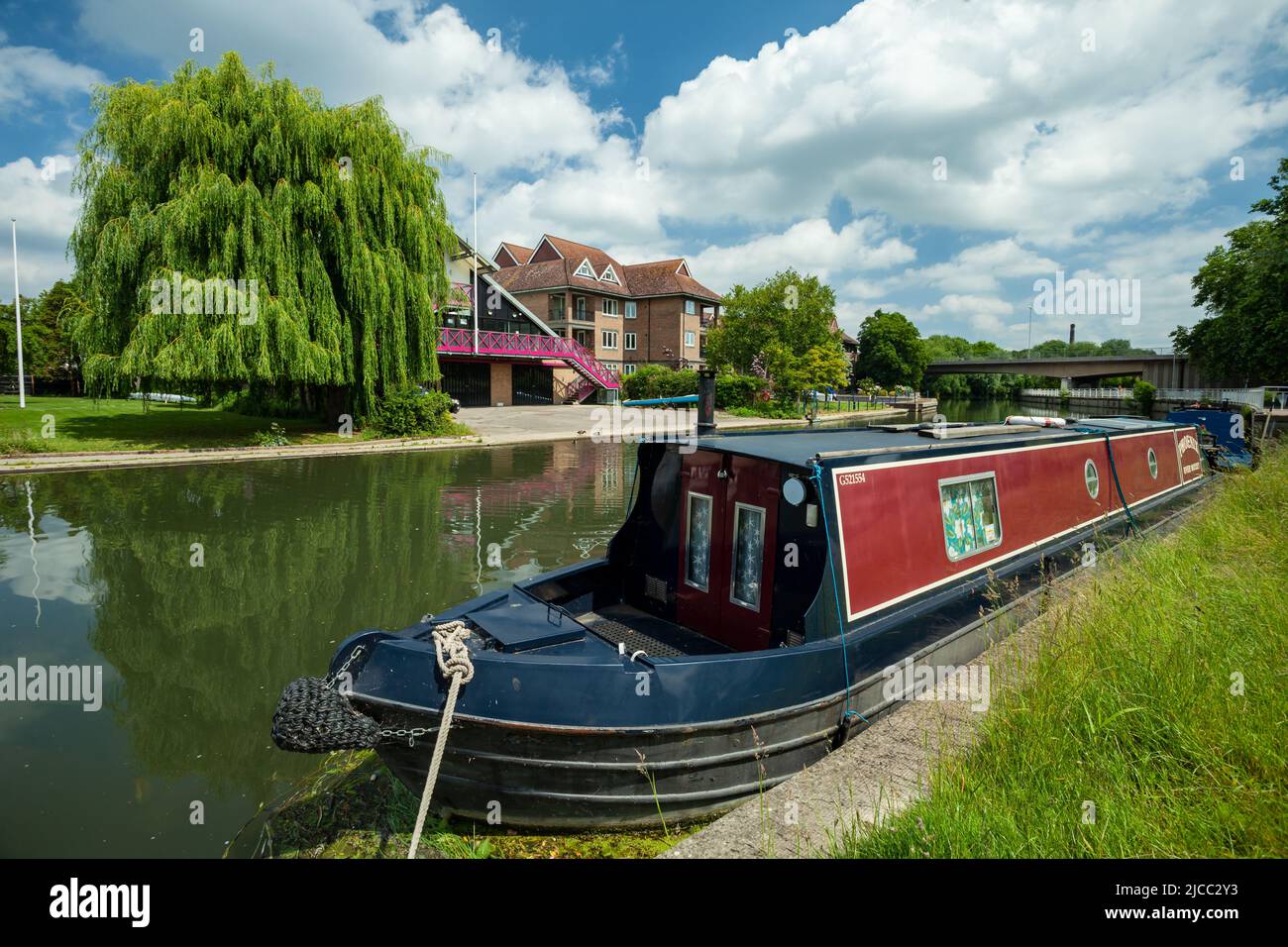 Péniche sur la rivière Cam à Cambridge, Angleterre. Banque D'Images