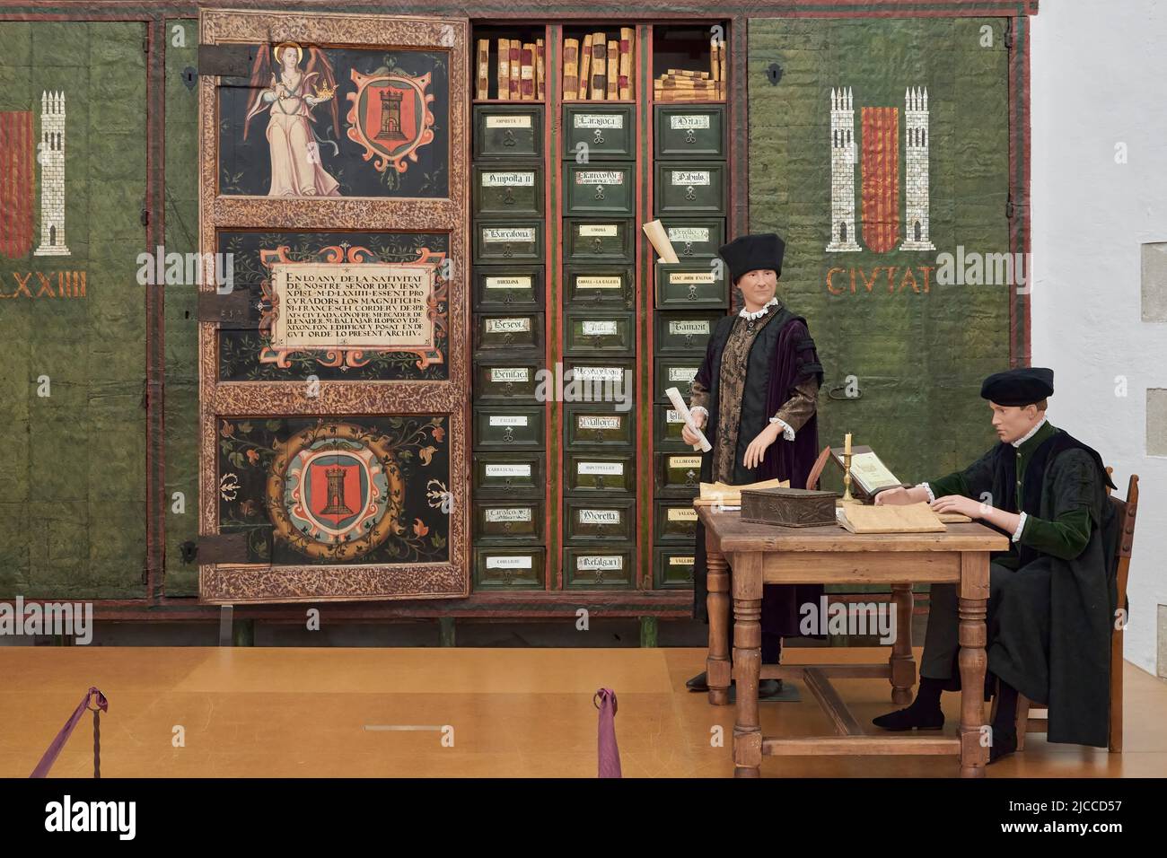 Exposition à l'intérieur de l'église de Saint-Domingue, aujourd'hui le Centre d'interprétation de la Renaissance à Tortosa, Tarragone, Catalogne, Espagne, Europe Banque D'Images