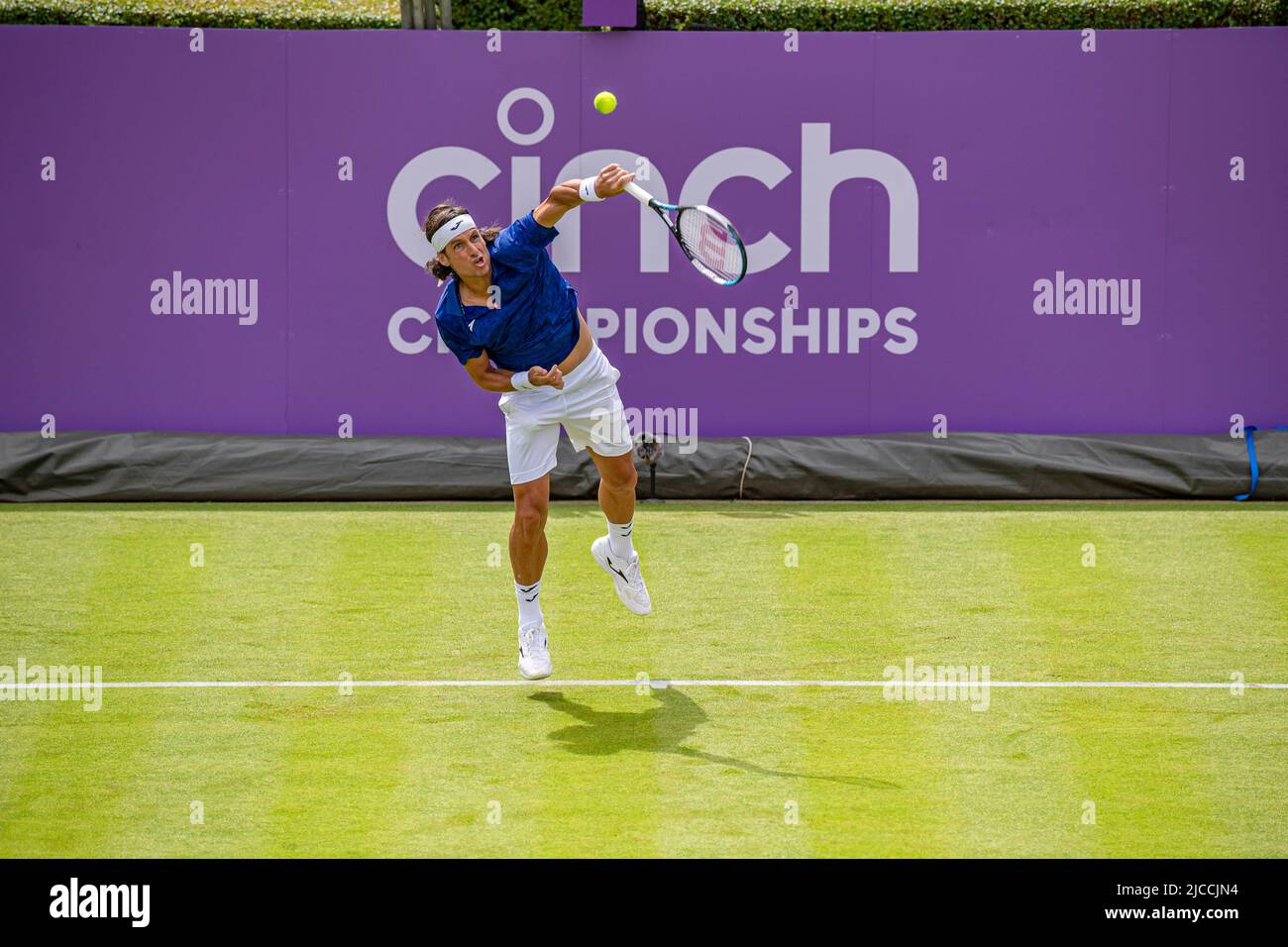 LONDRES, ROYAUME-UNI. 12 juin 2022. Feliciano Lopez d'Espagne contre Emil Ruusuvuori de Finlande lors du match de qualification du deuxième jour des 2022 championnats de Cinch au Queen's Club, dimanche, 12 juin 2022 à LONDRES EN ANGLETERRE. Credit: Taka G Wu/Alay Live News Banque D'Images
