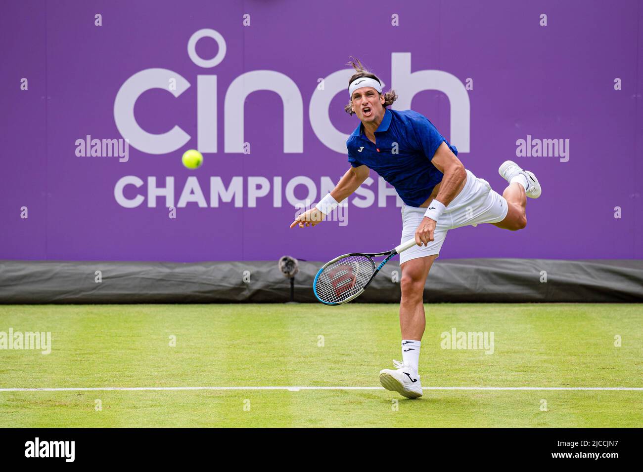 LONDRES, ROYAUME-UNI. 12 juin 2022. Feliciano Lopez d'Espagne contre Emil Ruusuvuori de Finlande lors du match de qualification du deuxième jour des 2022 championnats de Cinch au Queen's Club, dimanche, 12 juin 2022 à LONDRES EN ANGLETERRE. Credit: Taka G Wu/Alay Live News Banque D'Images